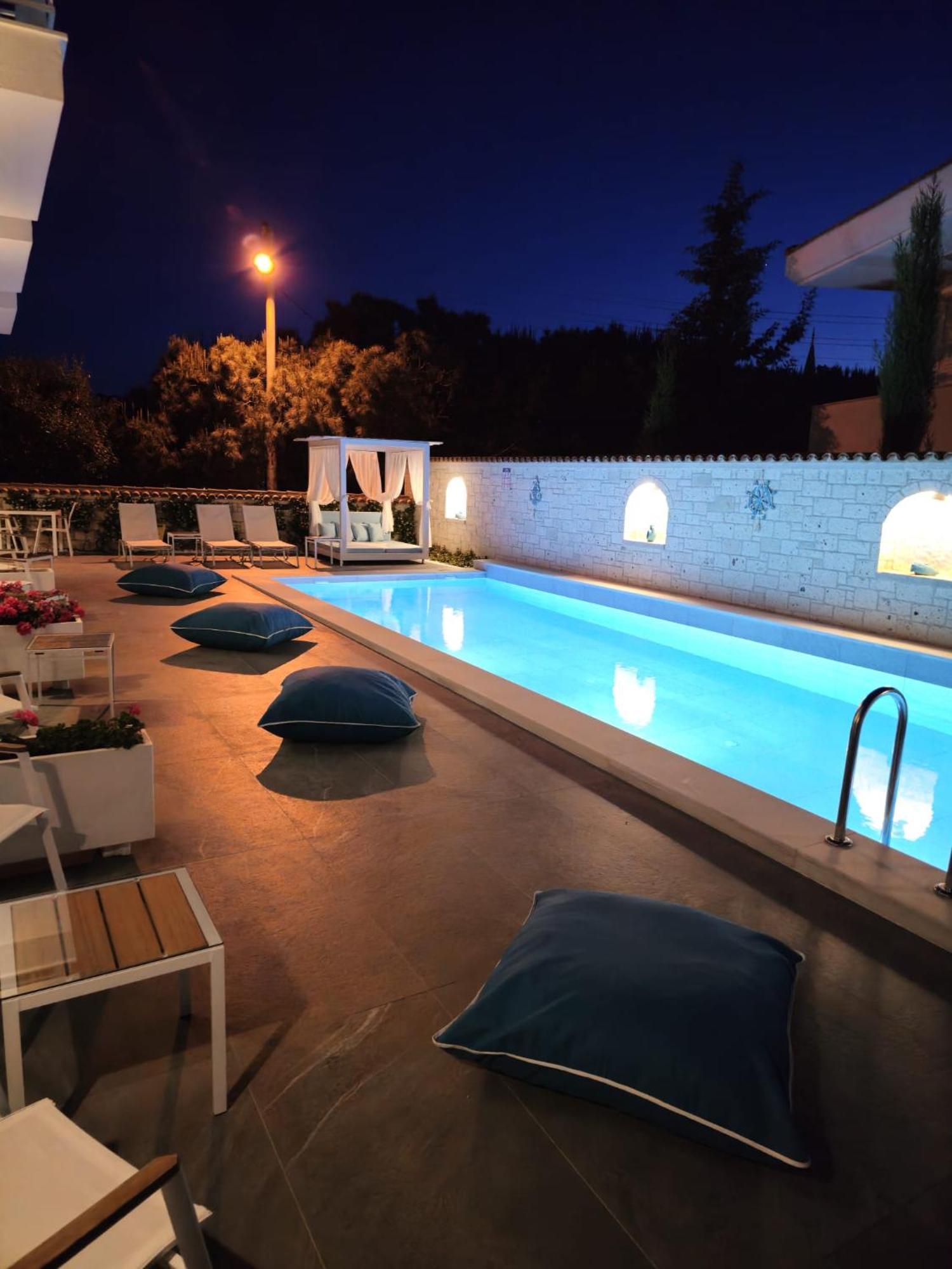 Bahar Butik Otel Çeşme Exteriör bild